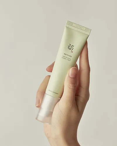 Tamaño viaje - Light On Serum : Centella + Vita C 10ml - Imagen 3